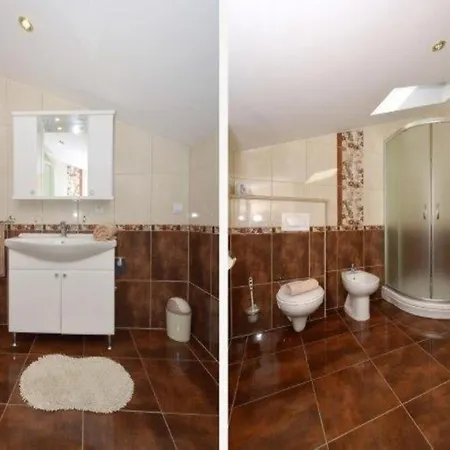 Apartment With A Parking Space Kastel Stari, - 22551 *